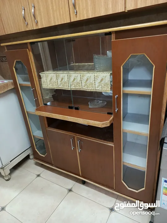 بوفية مستعمل بحاله جيده جدا