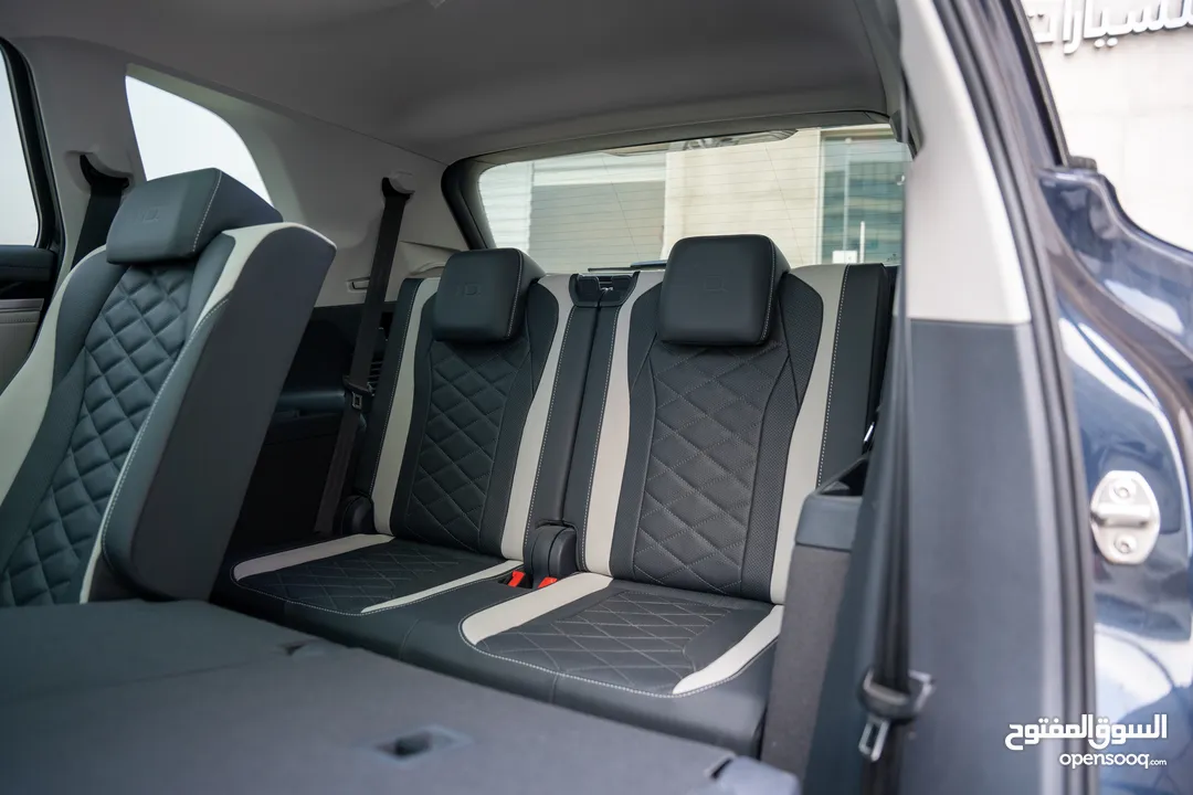 Volkswagen ID6 Pro 2022 + 2023  مستعمل و كفالة اتوهب فحص اتوسكور 90% فما فوق