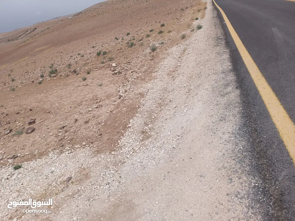 قطعة ارض مميزة للبيع في زملة العليا مقابل القصر القطري مساحة 3600م على شارعين