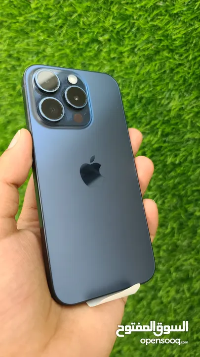 iPhone 15 Pro 256GB Blue titanium