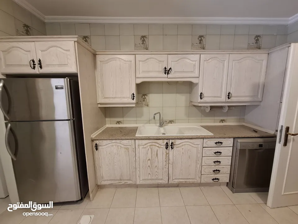 شقة غير مفروشة للإيجار  ( Property 43170 )-175095420
