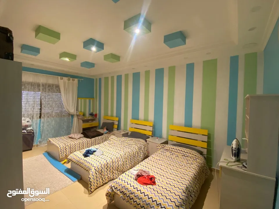 شقة للبيع خلف مستشفى الراهبات الوردية (( واتس اب))