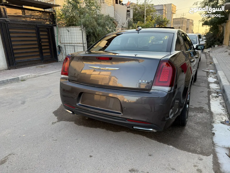 كرايسلر اوباما S300