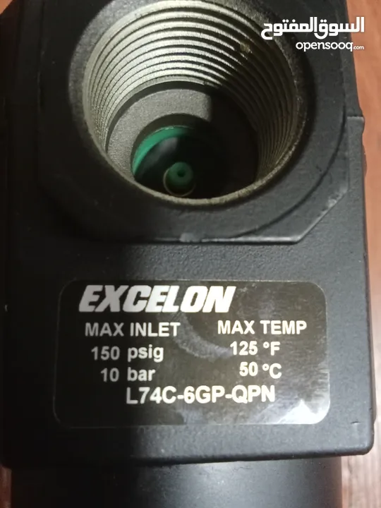 DOUBLP FILTER COPPRESSOR REGULATOR AND LUBRICATOR