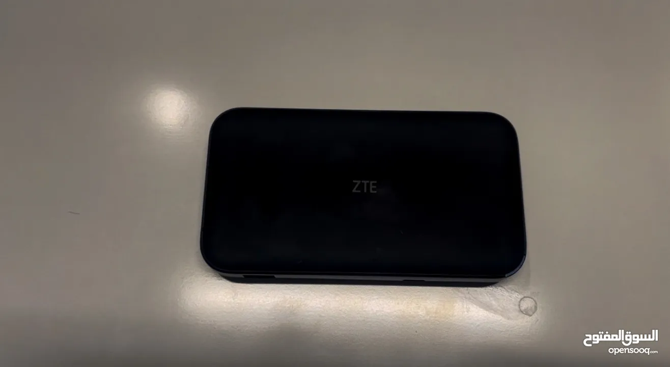 راوتر محمول ZTE 5G بمنفذ إيثر نت