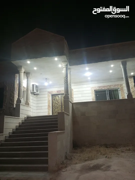 منزل مستقل حديث للايجار مفروش أو بدون فرش بناء