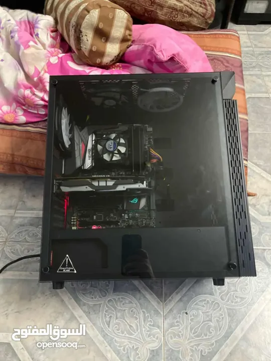 Core i7 7700 Mather bord MAXIMUS VIII HERO  Ssd  256  Ram 12 gb DDR4 Pawar 500 كيس مضيء مع روموت تحك