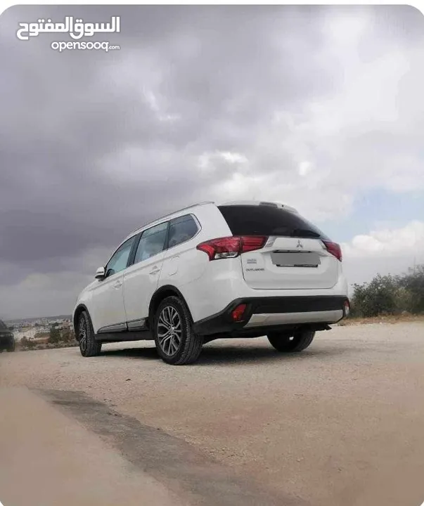 Mitsubishi Outlander in agency condition, fully loaded, 7 seats, good condition, 2018 model
