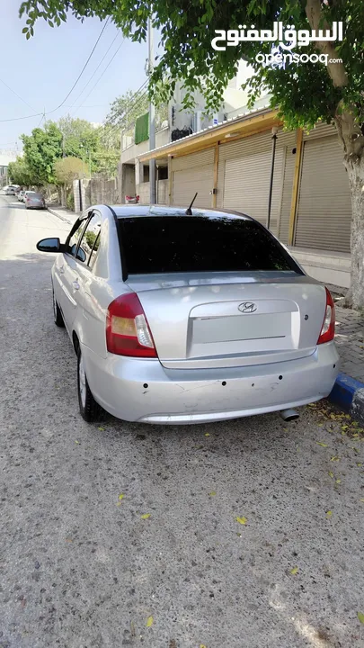 هونداي فيرنا 2006 ما كامل الإضافات الداخلية  (شاشة، كاميرا، مكيف، بلوتوث) باقي التفاصيل في الوصف....
