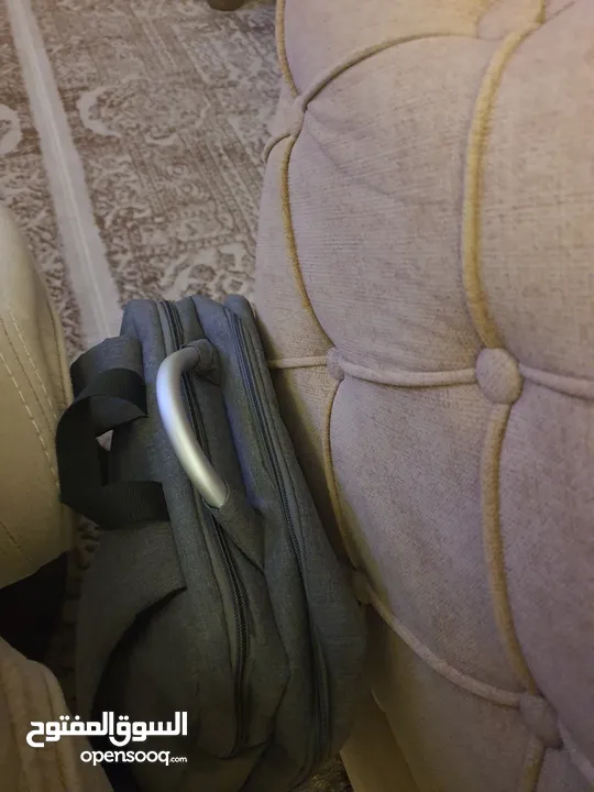 سيارة للإستئجار