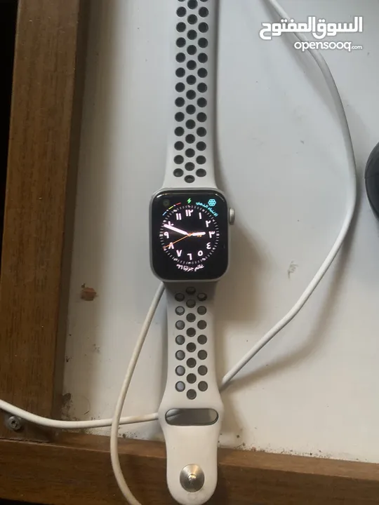 Apple Watch SE Nike edition