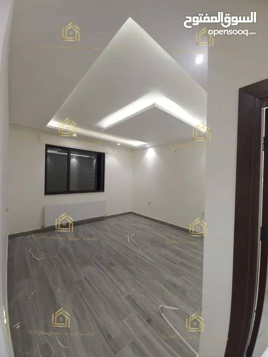 شقة جديدة - لم تسكن - خلدا - 3نوم 1ماستر - 200م - بلكونة بإطلالــــه مميزة - قرب الخدمات العامة -