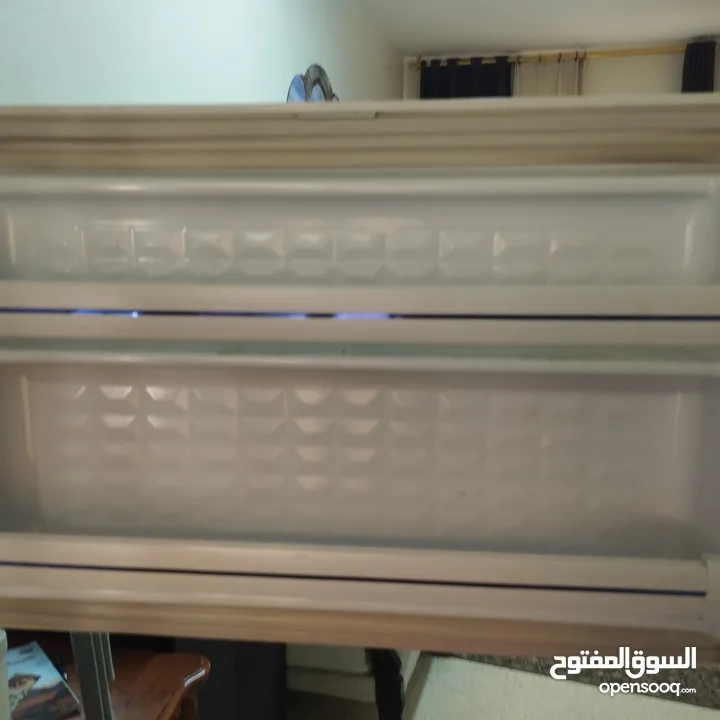 ثلاجة نوع فيدرال 250/300 لتر