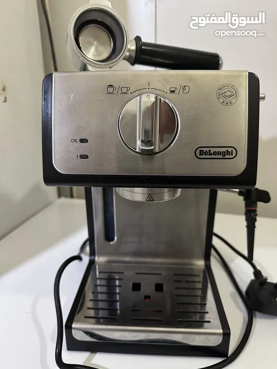 ماكينه قهوه ديلونجي
