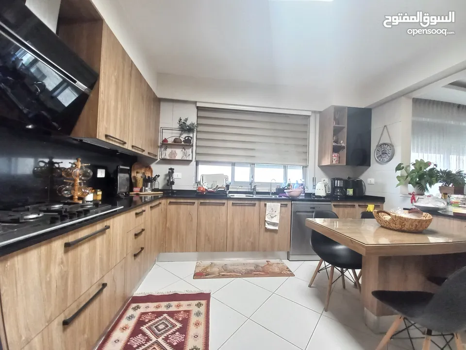 شقة مفروشة للإيجار في دير غبار ( Property 37972 ) سنوي فقط