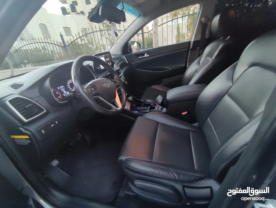 هونداي توسان فل ماعدا الفتحة عداد اصلي 83000كم للبيع بسعر مغري 96000شيكل