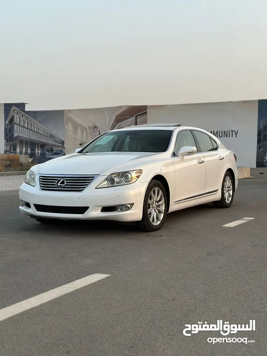 لكزس LS460 شورت 2010 نظيفه جدا