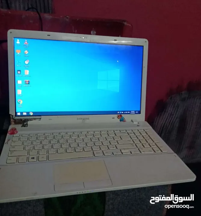 Samsung  NP270E5V