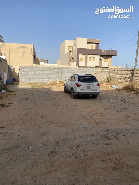 ارض سكنية خلف مصحة قدور مباشرة وقرب الشيل المقفل