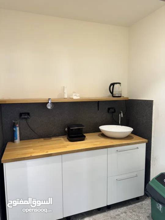 جزء من مكتب للايجار في برج رفيديا