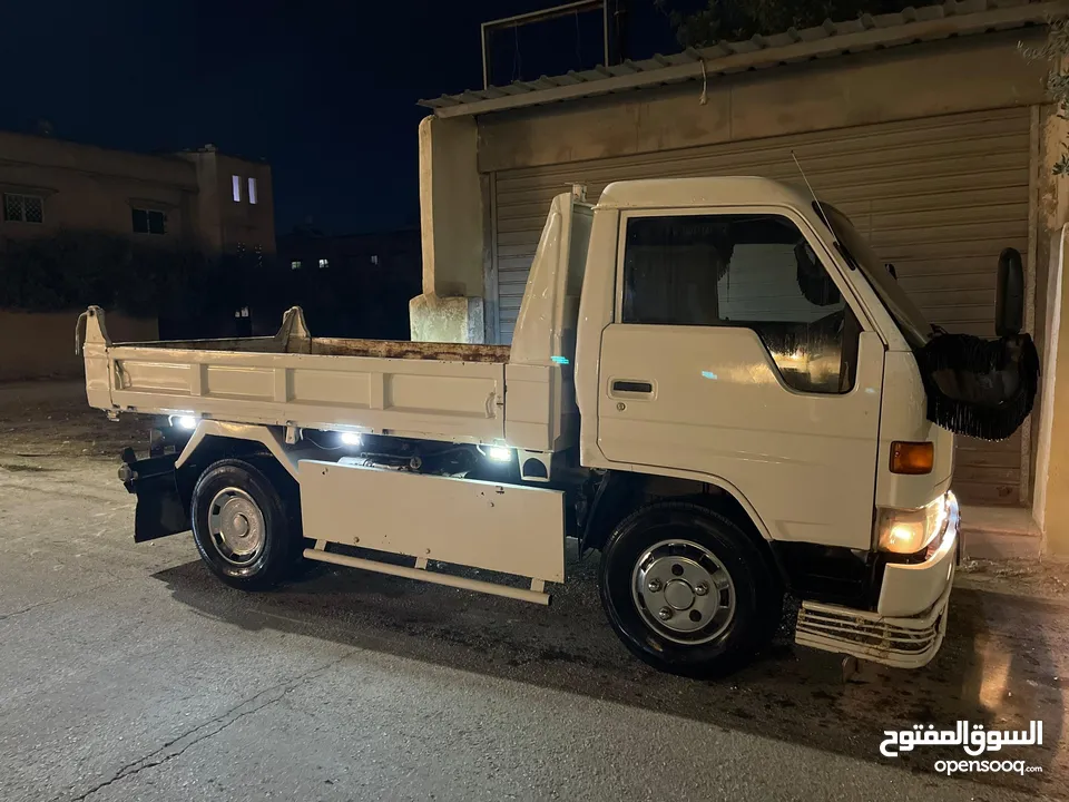 قلاب تويوتا مترين اصلي موديل 99