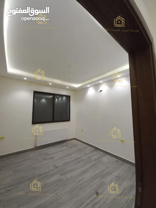 شقة جديدة - لم تسكن - خلدا - 3نوم 1ماستر - 200م - بلكونة بإطلالــــه مميزة - قرب الخدمات العامة -