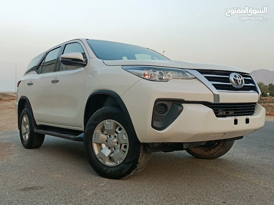 Toyota Fortuner v4