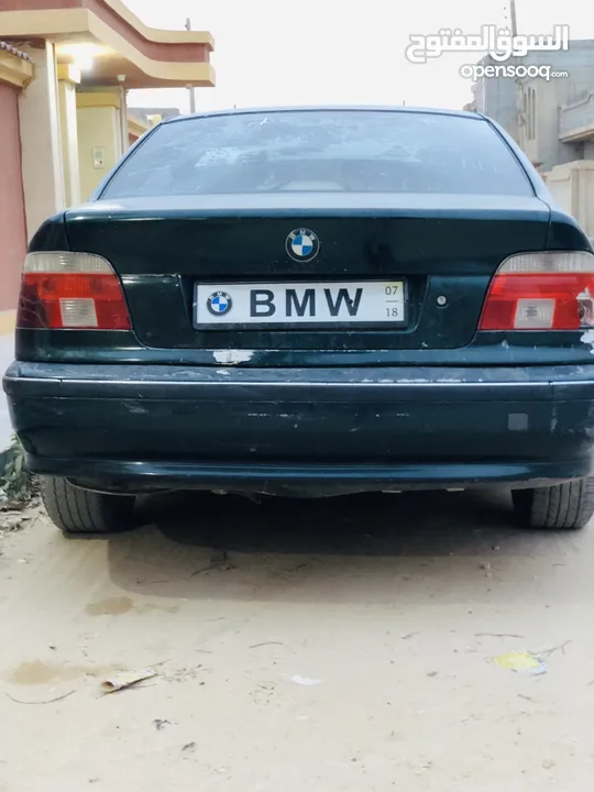 BMW E39 520i