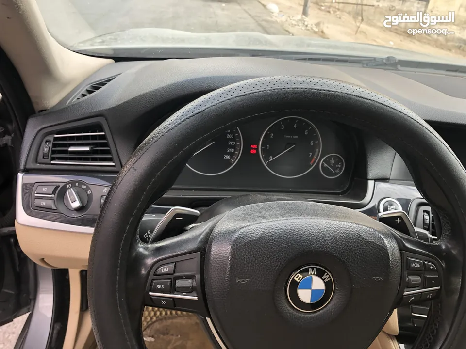 للبيع أو البدل ب ( id6)  BMW 528i gold