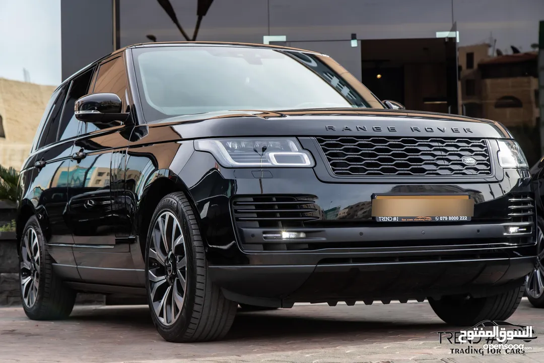 Range Rover Vogue 2019 Autobiography Plug in hybrid   السيارة وارد الماني و مميزة جدا