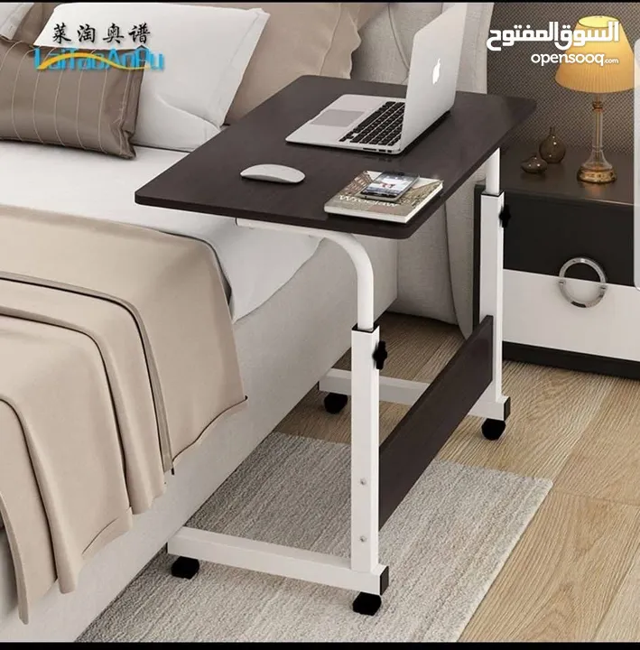 وفرنالك مكتب طلابي عملي ومتنقل بترتيب عصري سطح واسع بيساع لابتوب + كتب + أدوات مدرسية .