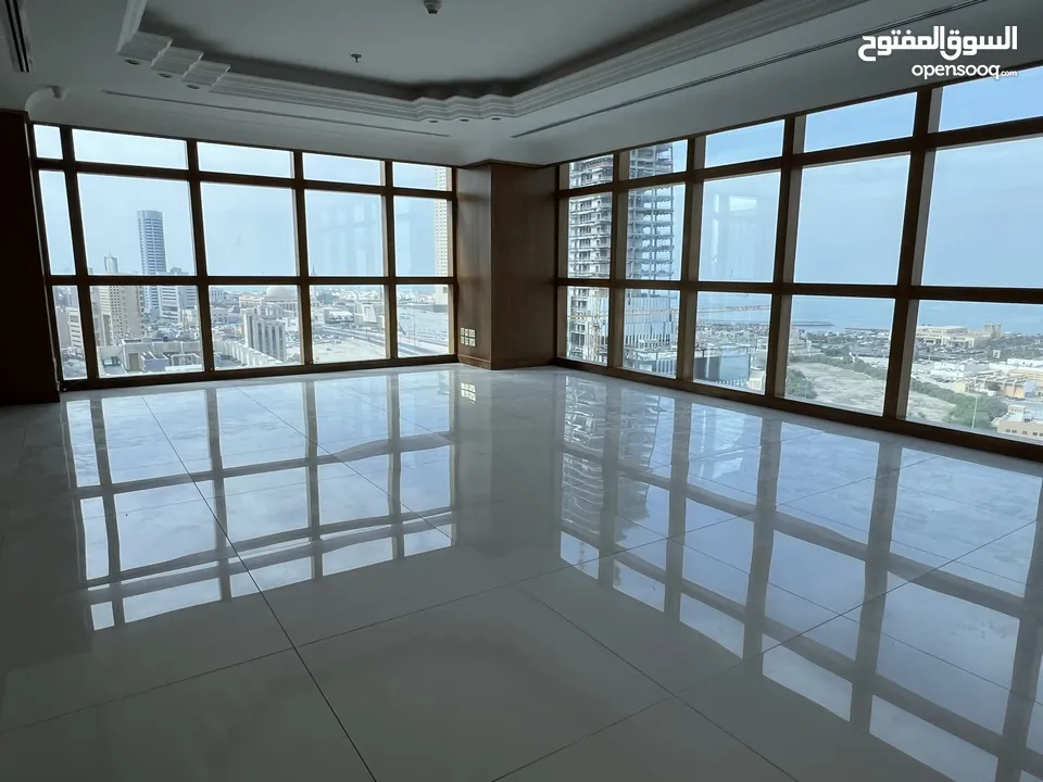 للايجار مكتب فخم إطلالة بحرية وديكورات رائعة For rent amazing Office in Kuwait city Al Sharq sea v