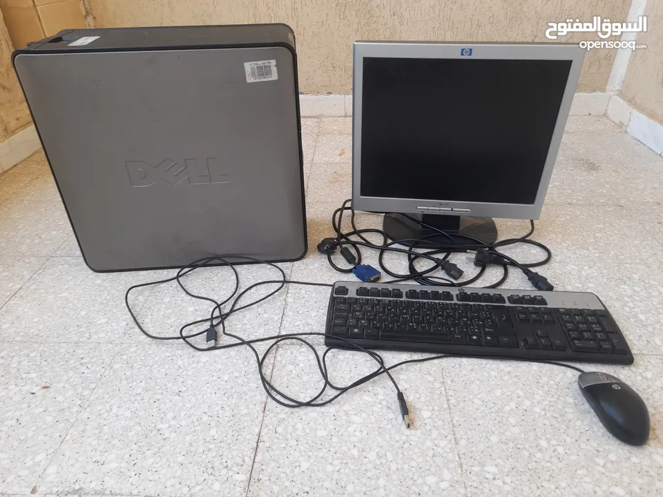 Windows 7 في حالة جيدة شاشة عادية مع clavier وsouris