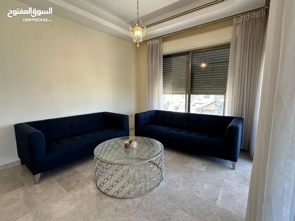 شقة مفروشة للايجار في الدوار الرابع ( Property 38132 ) سنوي فقط