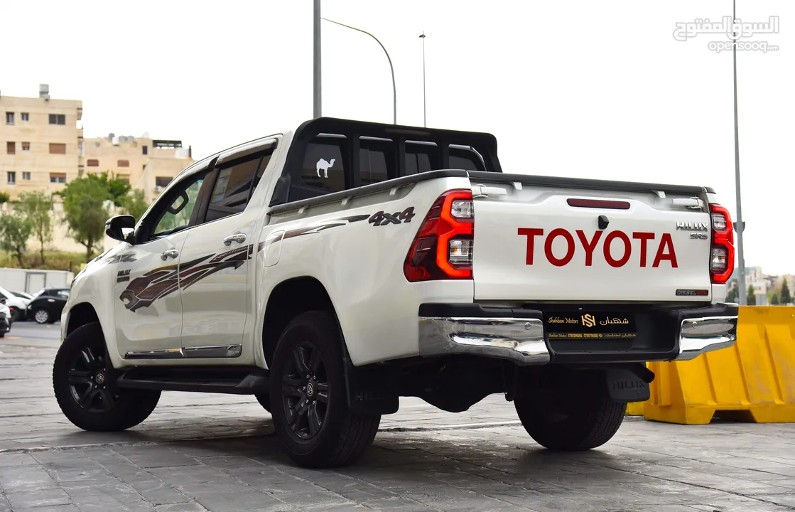 تويوتا هايلوكس SR5 أعلى صنف وبحالة الوكالة Toyota Hilux SR5 2021