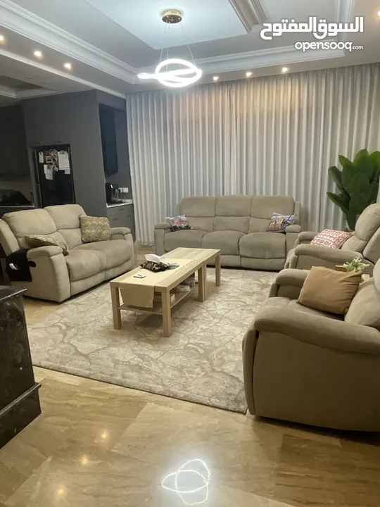طقم كنب 7 مقاعد ركلاينر أمريكي