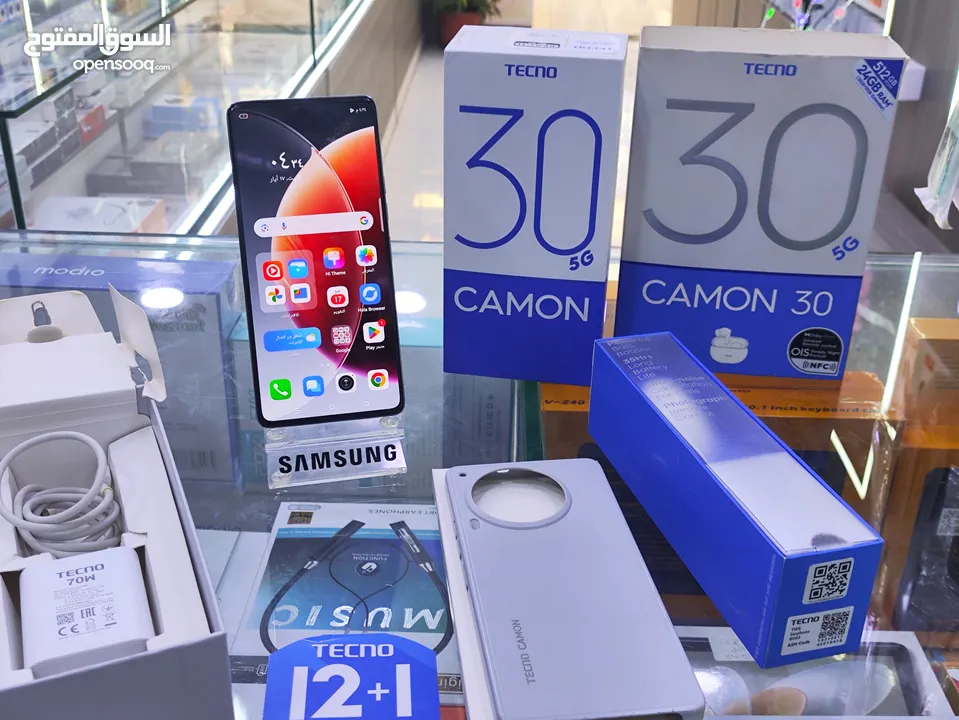 حبه عن الجديده CAMON 30 5G جيجا 512 رام 24 معه كامل اغراضو وسماعه الاصلية متوفر توصيل