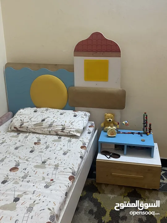 سرير+مكتب (غرفة اطفال)+كنتور+ كومدي تعليق