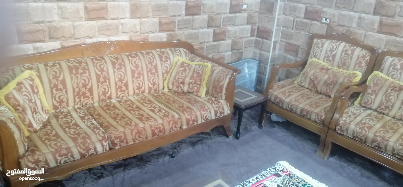 كنب سبع مقاعد للبيع