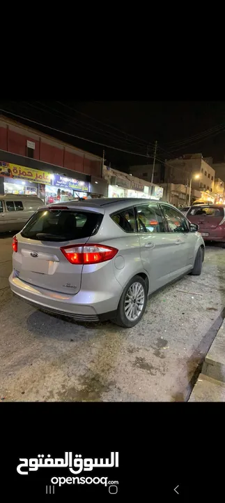 Ford C-Max 2014 للبيع بسعر رائع