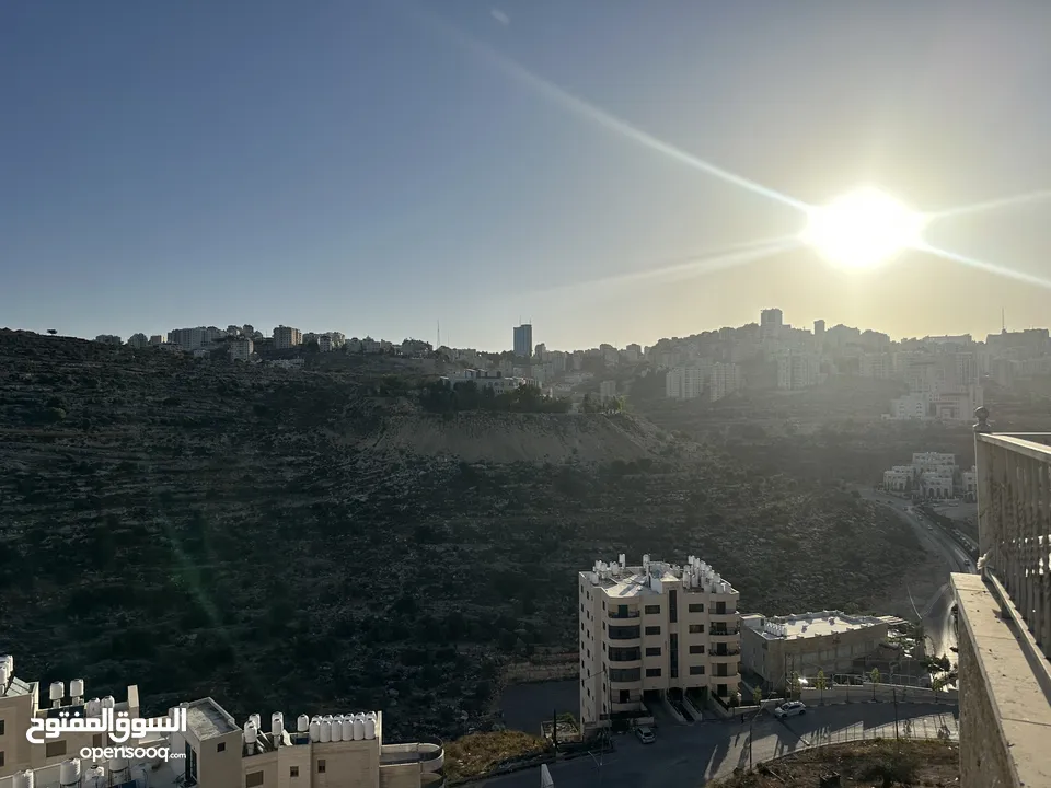روف مميز للبيع