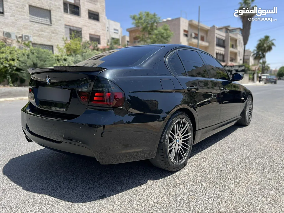 BMW 320i 2007   وارد شركة أبو خضر  مالك ثالث  لا تحتاج اي نوع من انواع الصيانة
