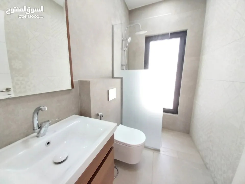 Apartment for rent in jabal Amman  ( Property 32348 )-174830670