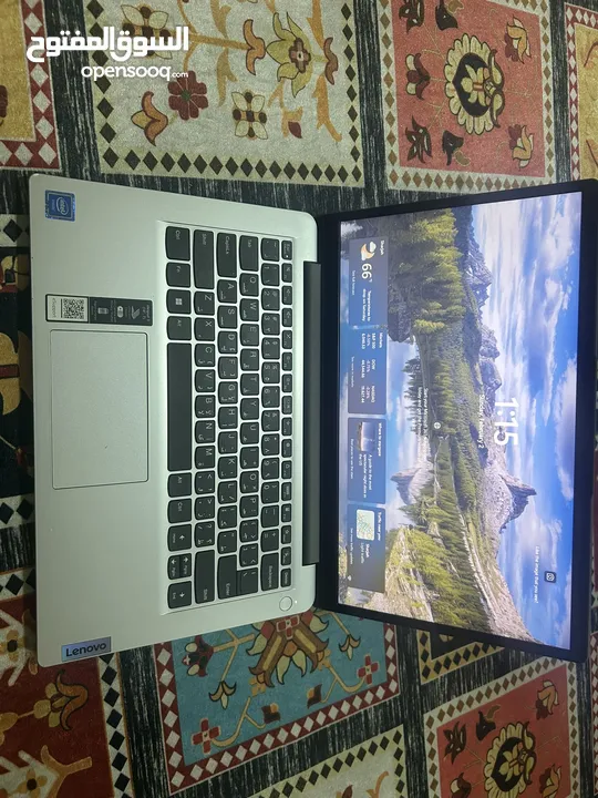 Laptop lenovo