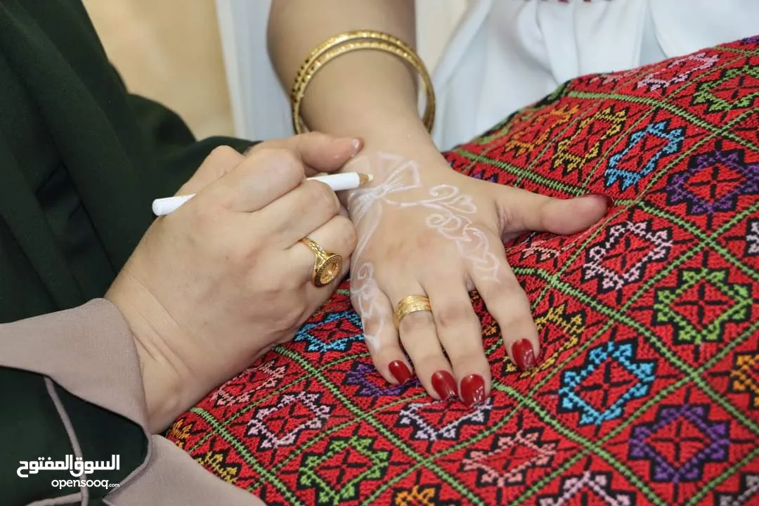 ركن حنة تراثي مميز لحفلات الحنة