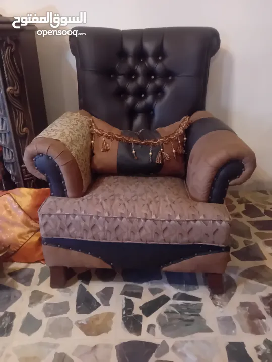 طقم كنب للبيع عشر مقاعد