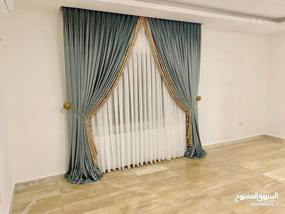 البيت الوردي للستائر والمفروشات
