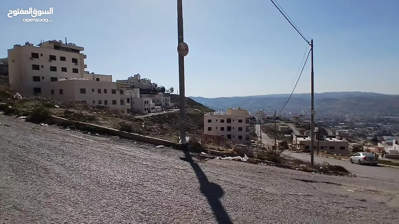 أرض مميزة قرب شارع الأردن ومطعم ديوان زمان