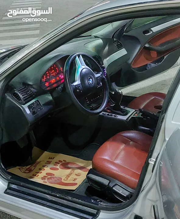 BMW 320i.  للبيع