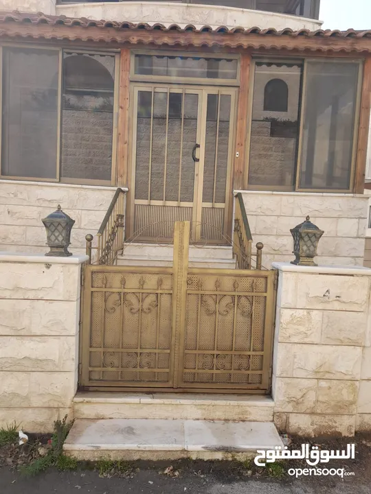 شقة ارضية للبيع في عبدون - 14508